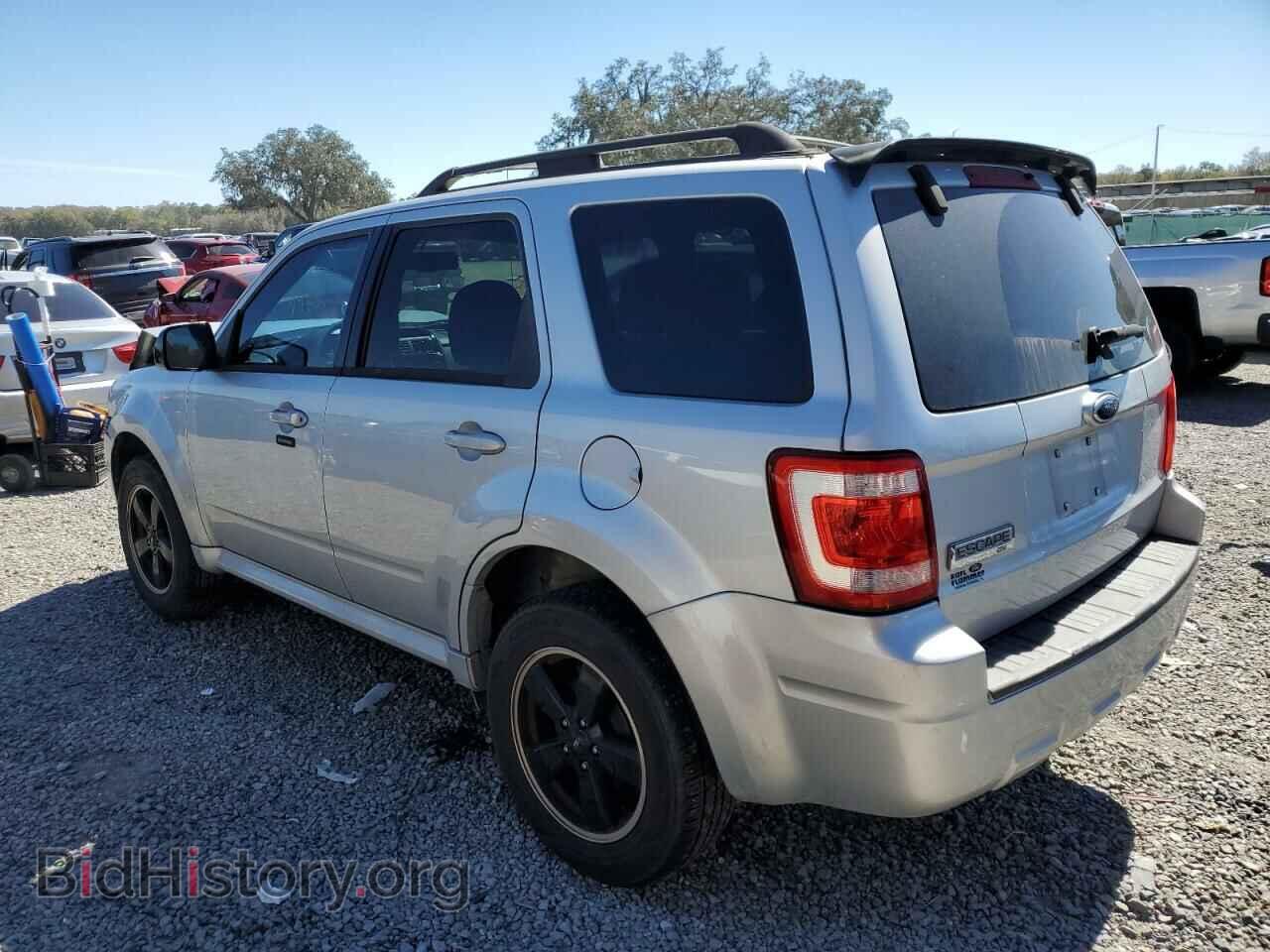 2009 FORD ESCAPE - VIN: 1FMCU03G29KB30532 - Фото 2