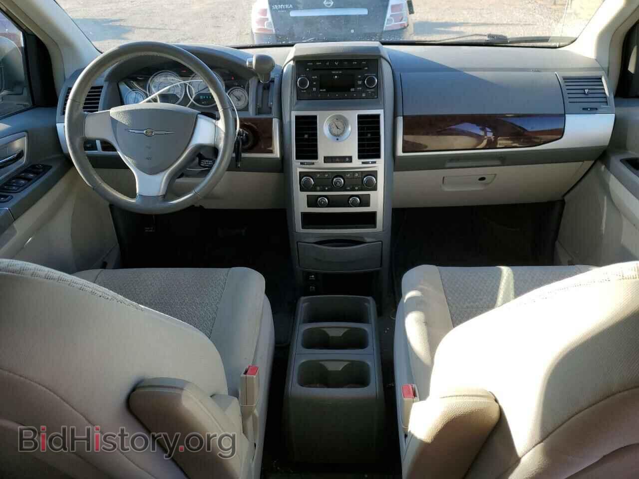 2009 CHRYSLER MINIVAN - VIN: 2A8HR54199R652863 - Фото 8