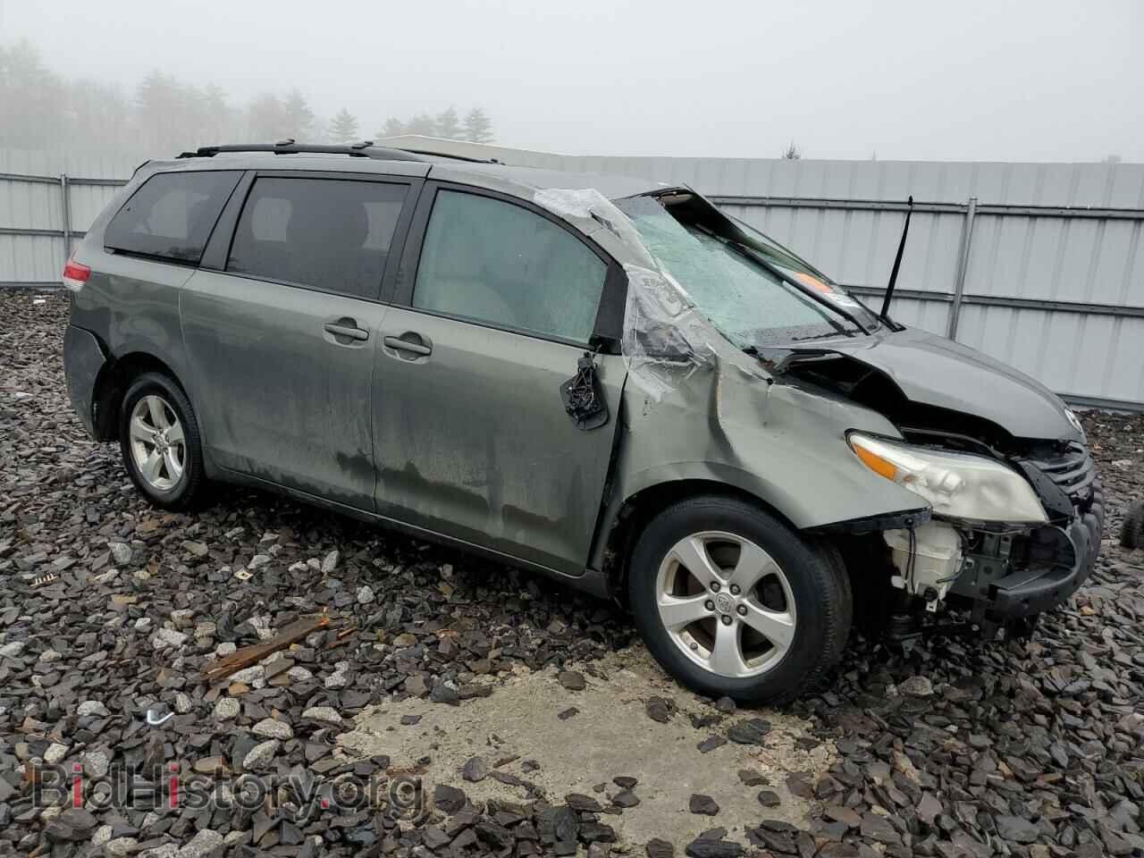 2011 TOYOTA All Models - VIN: 5TDKK3DC7BS114151 - Фото 4
