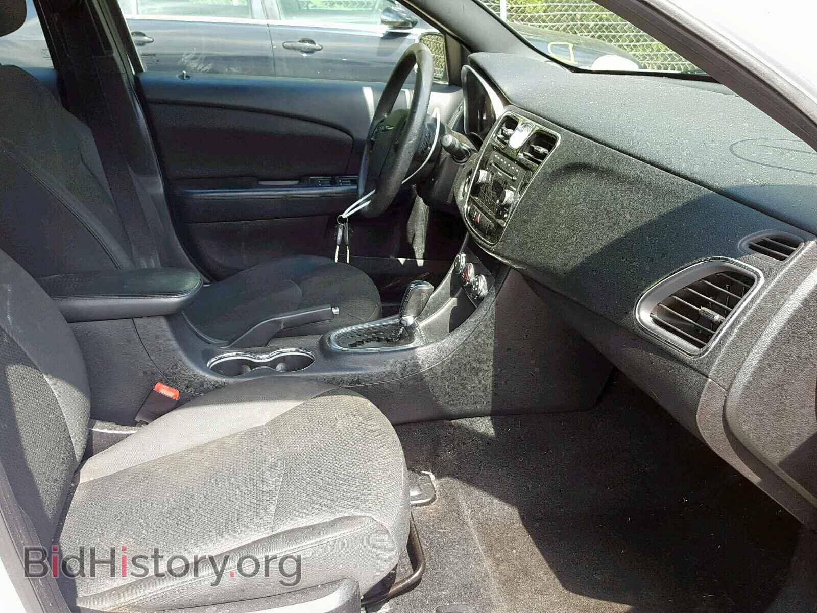 2011 CHRYSLER 200 - VIN: 1C3BC4FB7BN547731 - Фото 5