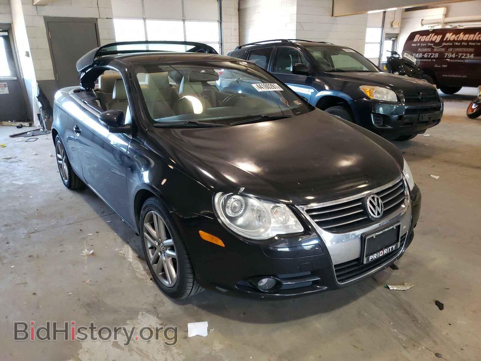 Photo WVWFA7AH0BV002129 - VOLKSWAGEN EOS 2011