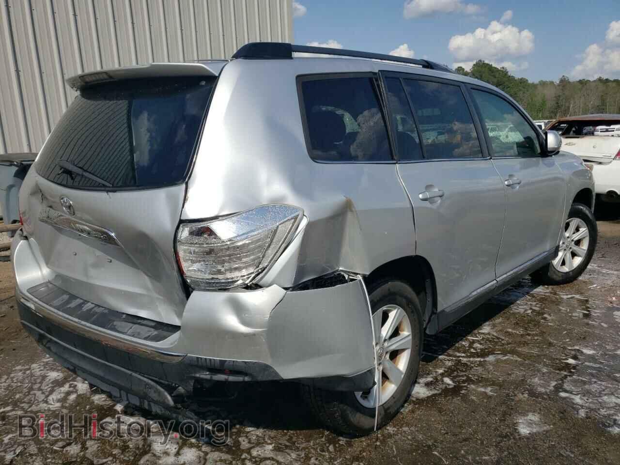 2013 TOYOTA HIGHLANDER - VIN: 5TDZA3EH8DS038194 - Фото 4