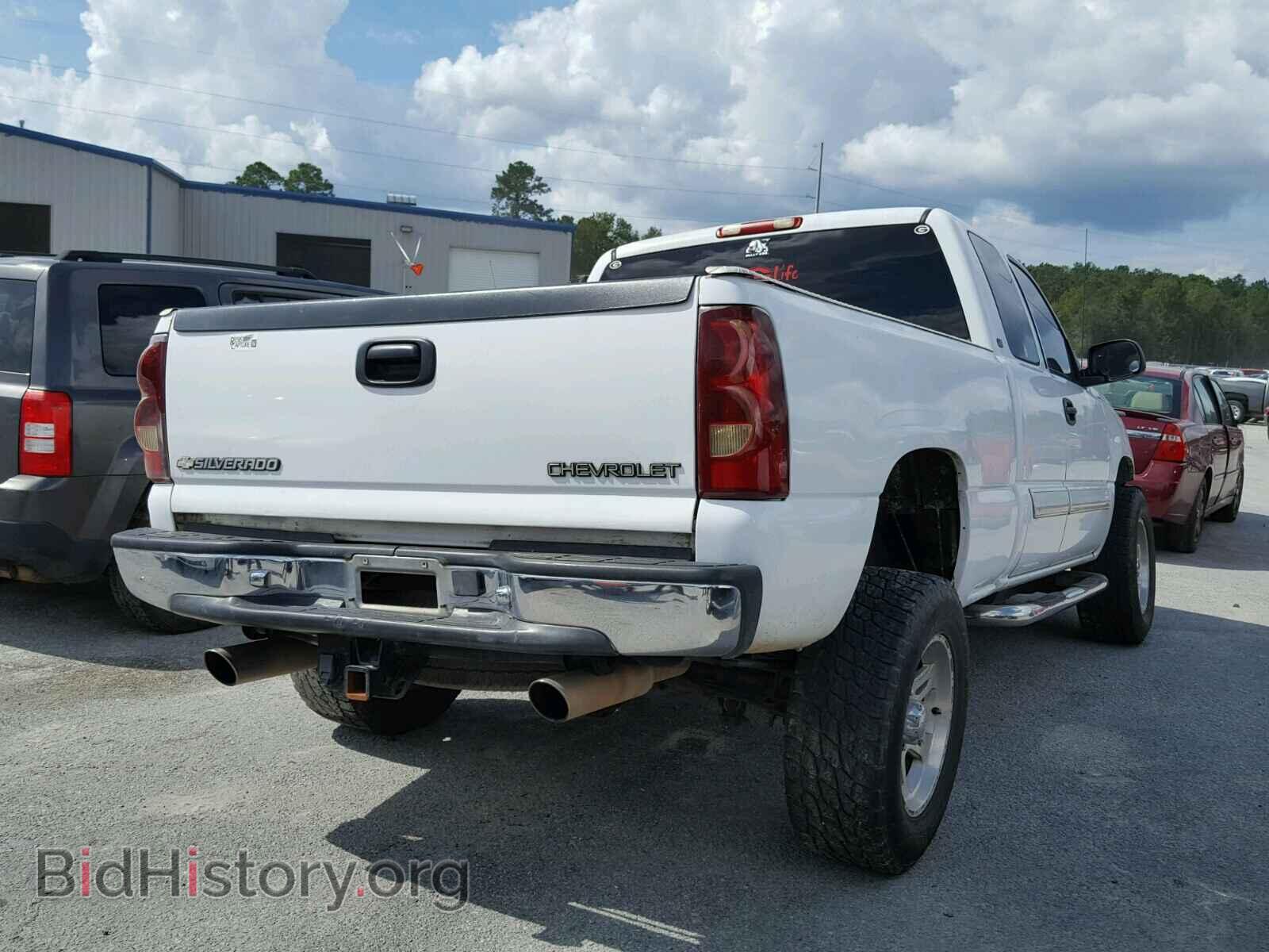 2005 CHEVROLET SILVERADO - VIN: 1GCHC29U35E195372 - Фото 4