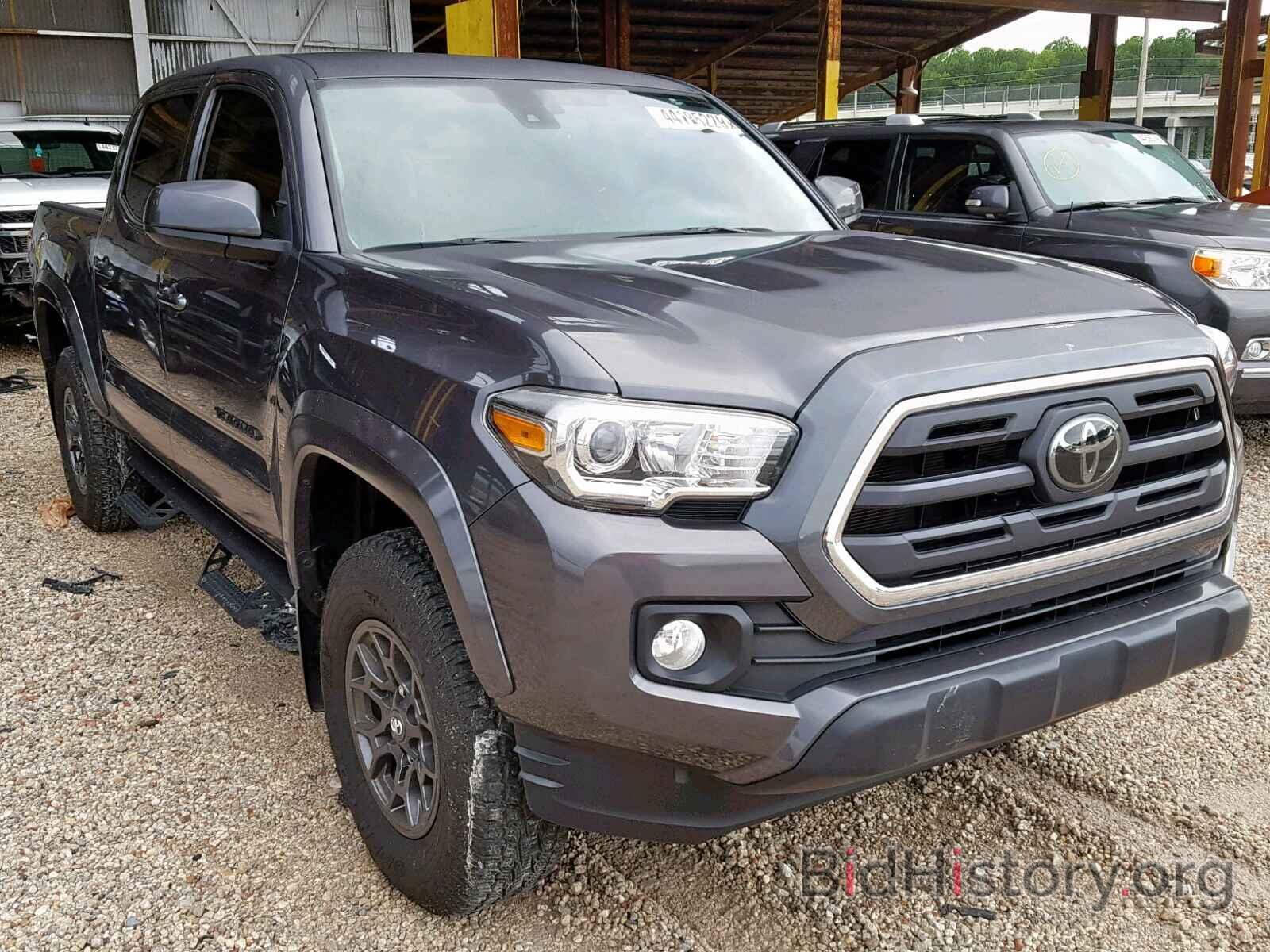 Фотография 5TFAZ5CN8JX068733 - TOYOTA TACOMA DOU 2018