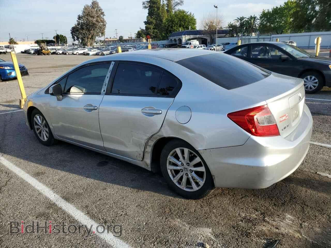2012 HONDA CIVIC - VIN: 2HGFB2F86CH303928 - Photo 2