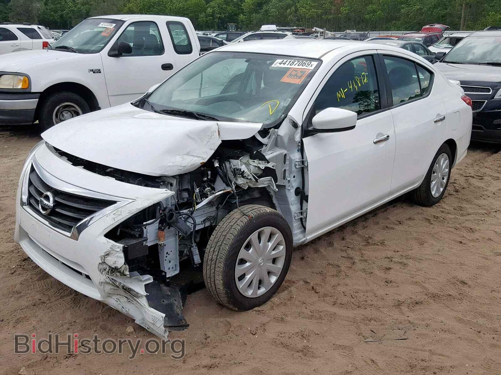 2017 NISSAN VERSA - VIN: 3N1CN7AP9HK438252 - Фото 2