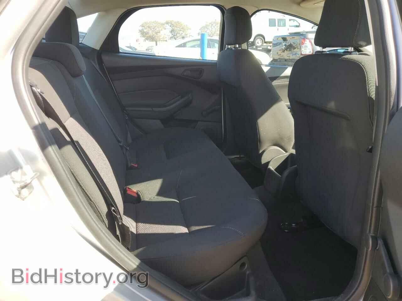 2016 FORD FOCUS - VIN: 1FADP3E27GL392420 - Photo 10