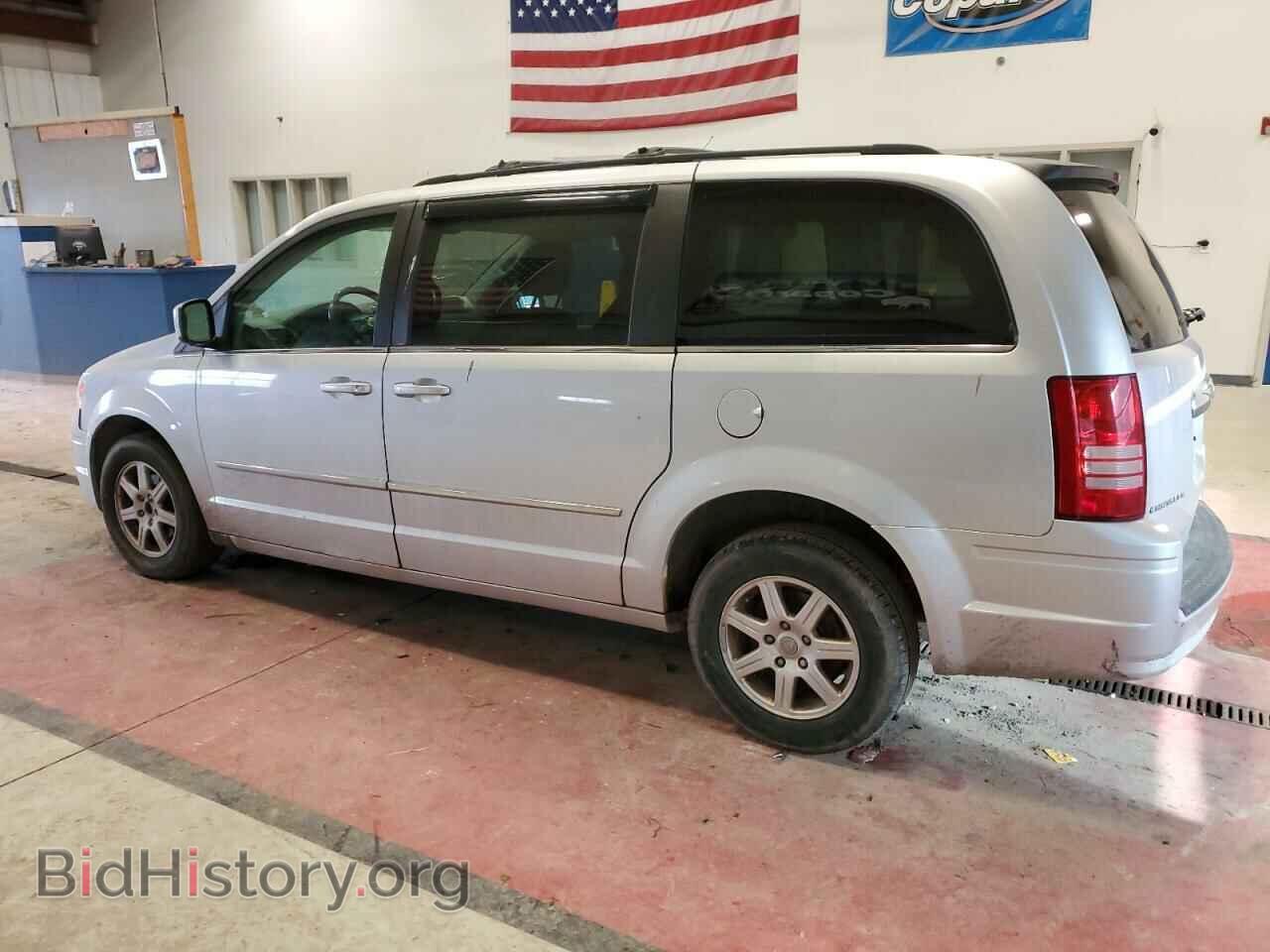 2010 CHRYSLER MINIVAN - VIN: 2A4RR5D16AR373848 - Photo 2