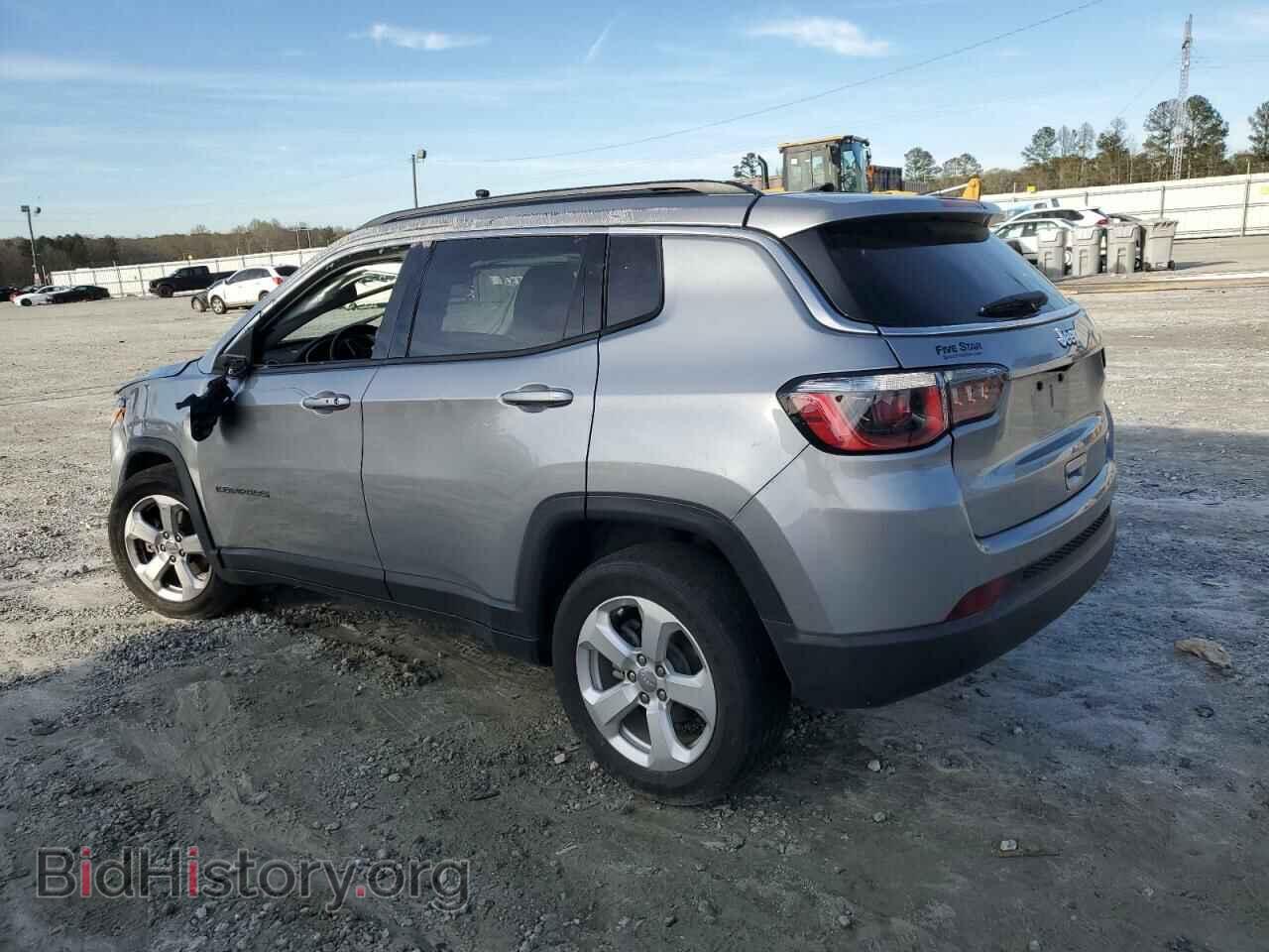 2018 JEEP COMPASS - VIN: 3C4NJCBB7JT137492 - Фото 2