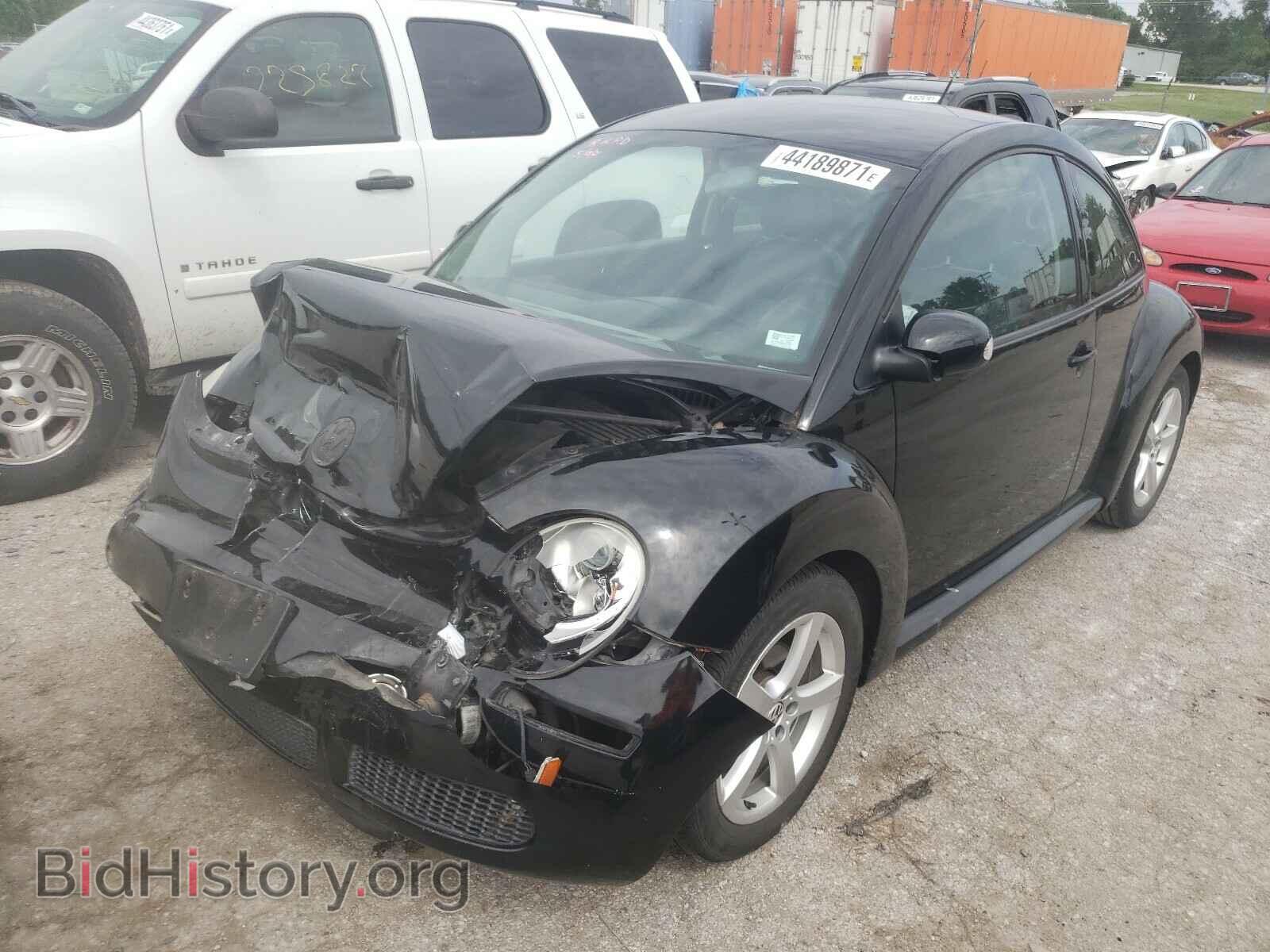 2010 VOLKSWAGEN BEETLE - VIN: 3VWPG3AG2AM018986 - Фото 2