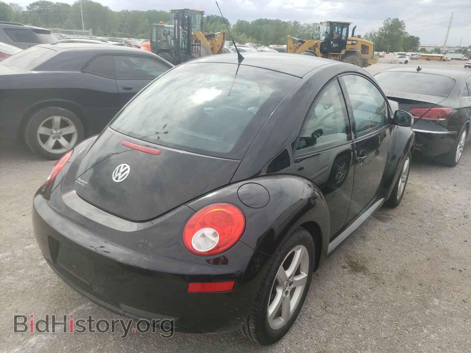 2010 VOLKSWAGEN BEETLE - VIN: 3VWPG3AG2AM018986 - Фото 4