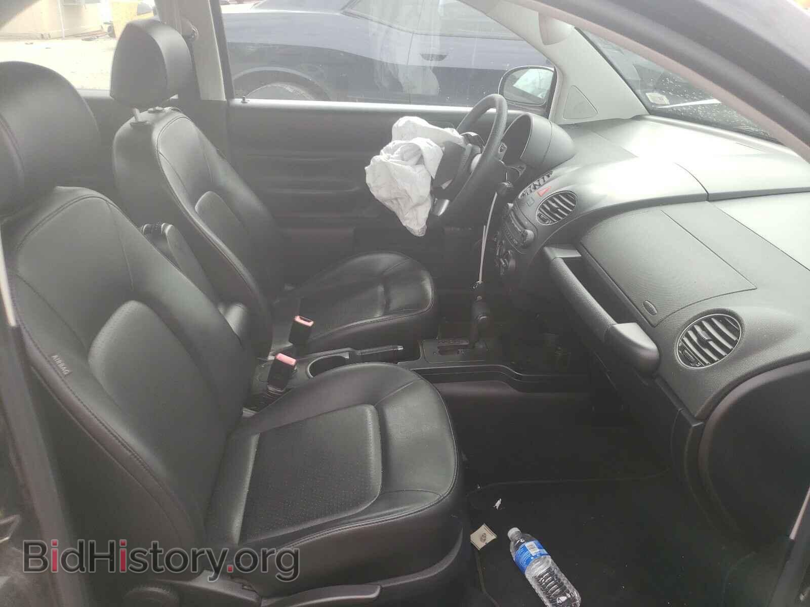 2010 VOLKSWAGEN BEETLE - VIN: 3VWPG3AG2AM018986 - Фото 5