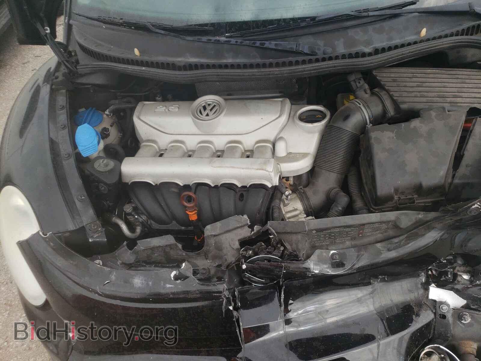 2010 VOLKSWAGEN BEETLE - VIN: 3VWPG3AG2AM018986 - Фото 7