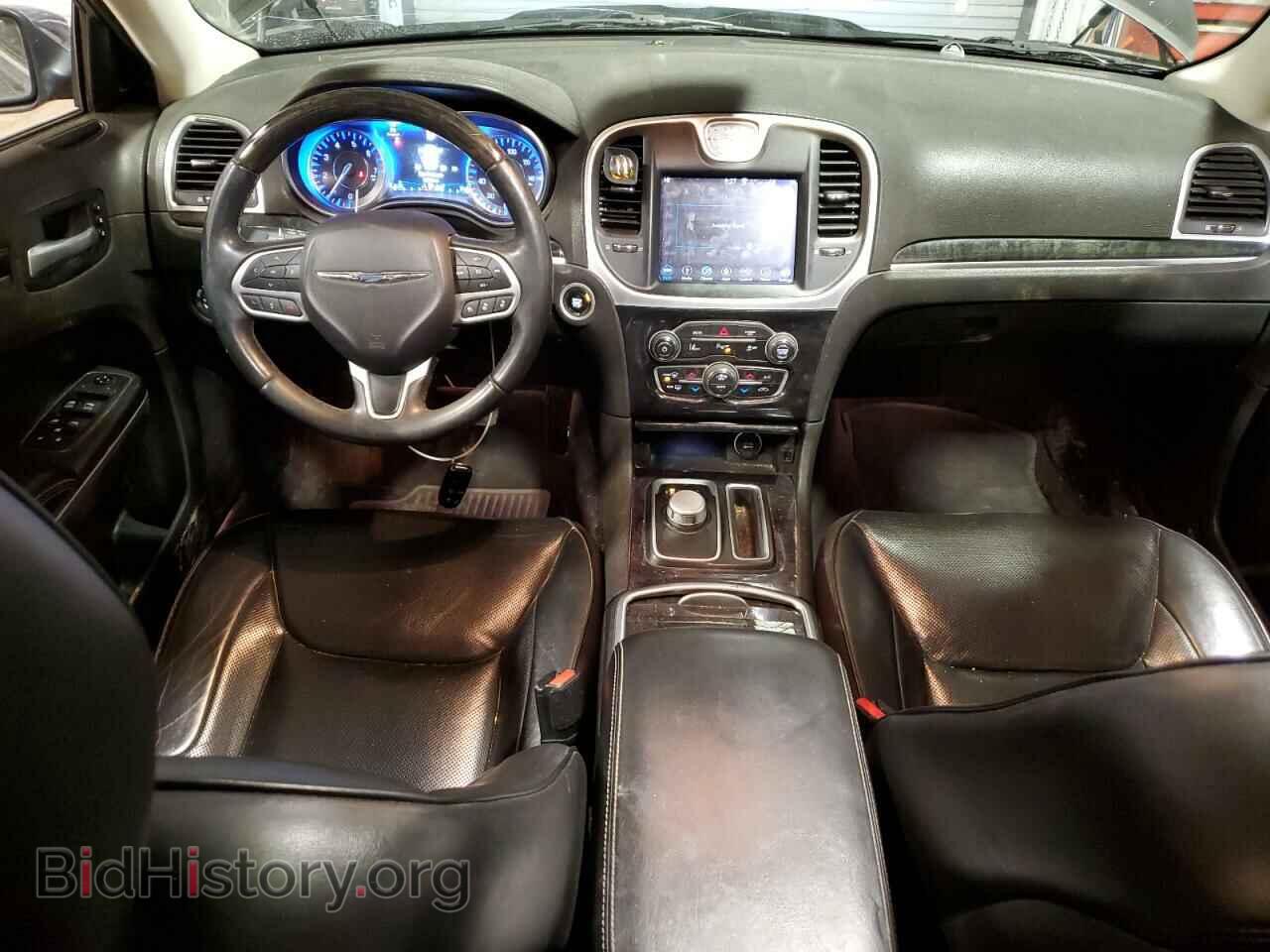 2018 CHRYSLER 300 - VIN: 2C3CCAKG7JH296639 - Фото 8