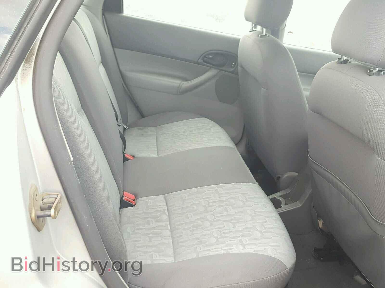 2005 FORD FOCUS - VIN: 1FAFP36N55W117996 - Фото 6