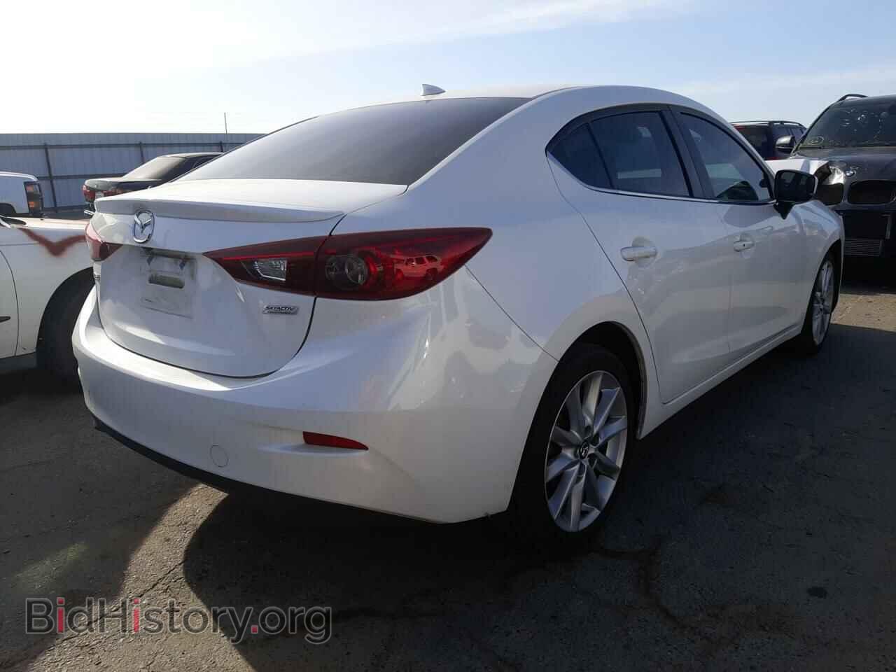 2017 MAZDA 3 - VIN: 3MZBN1V7XHM123638 - Фото 4