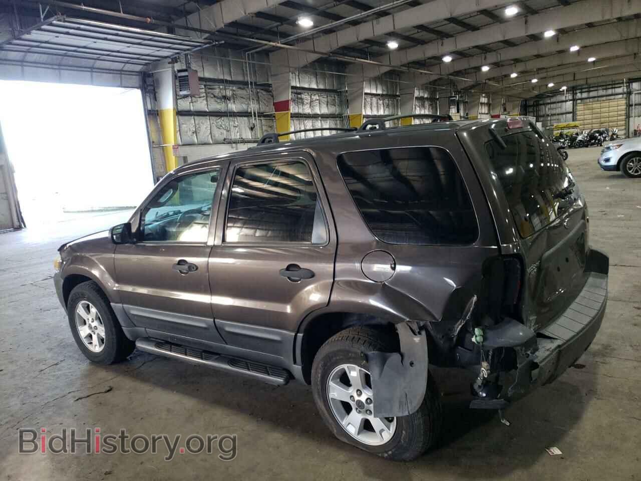 2007 FORD ESCAPE - VIN: 1FMCU03157KB06573 - Фото 2