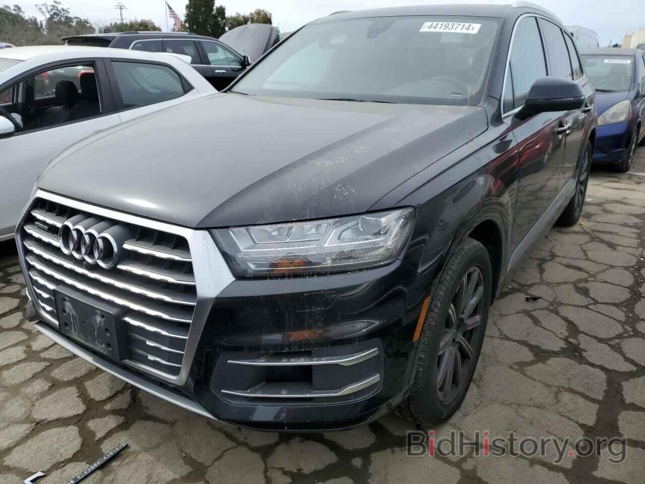 Фотография WA1LAAF74HD026975 - AUDI Q7 2017