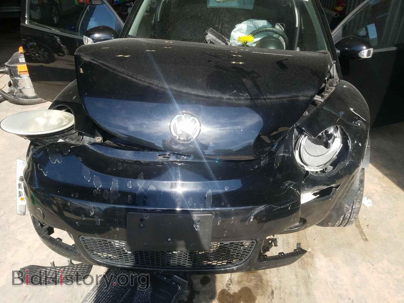 2010 VOLKSWAGEN BEETLE - VIN: 3VWPW3AG1AM021168 - Фото 7