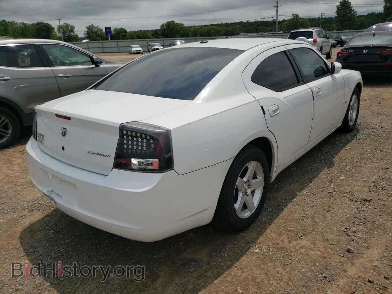 2010 DODGE CHARGER - VIN: 2B3CA3CV5AH257155 - Фото 4