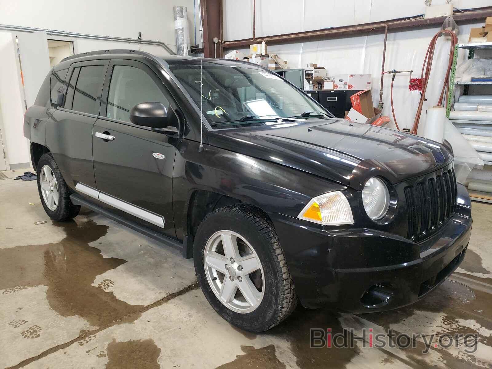 Photo 1J4NF4FB5AD553008 - JEEP COMPASS 2010