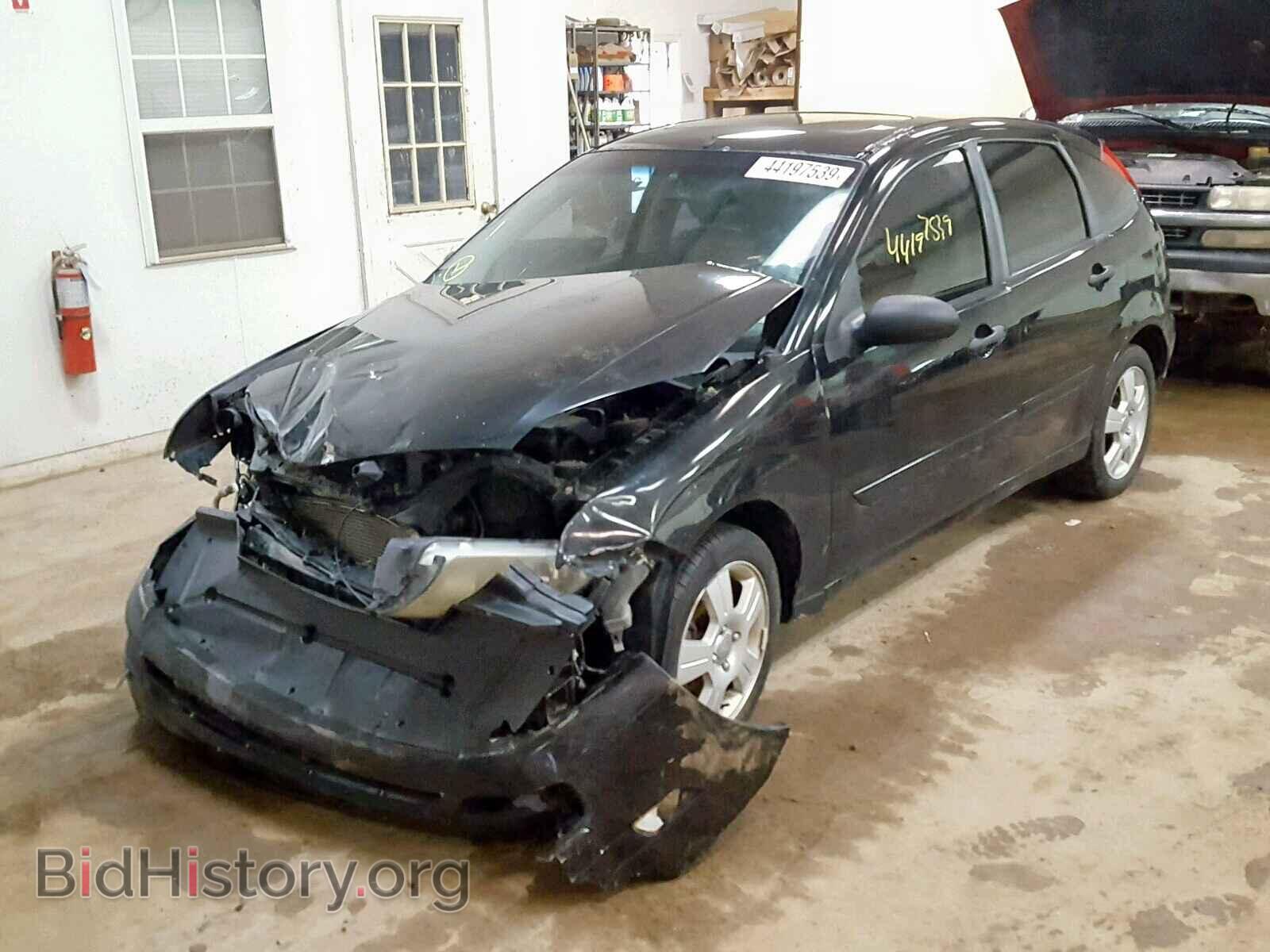 2007 FORD FOCUS - VIN: 1FAHP37N37W295576 - Фото 2