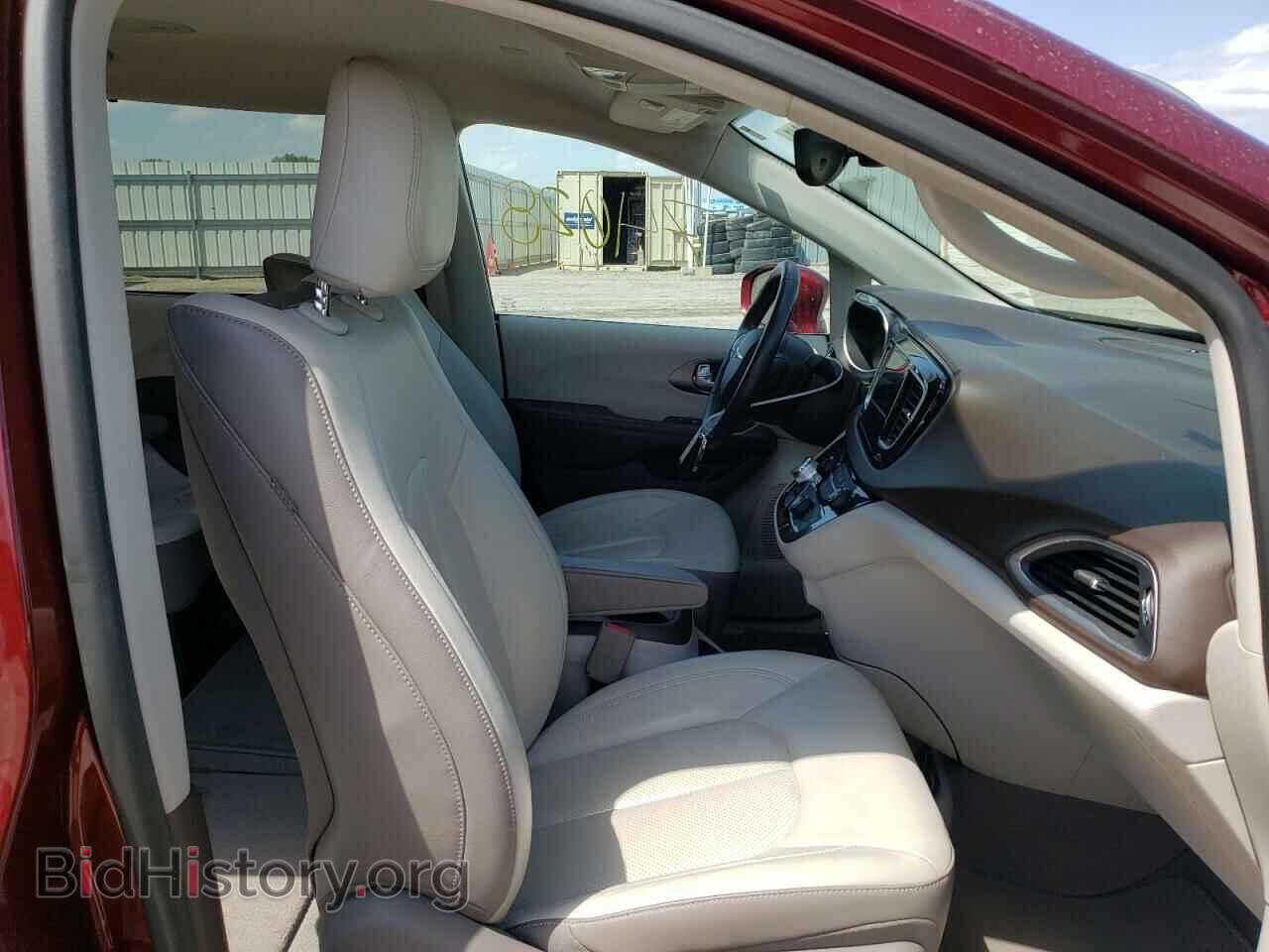2017 CHRYSLER PACIFICA - VIN: 2C4RC1EG8HR735272 - Photo 5