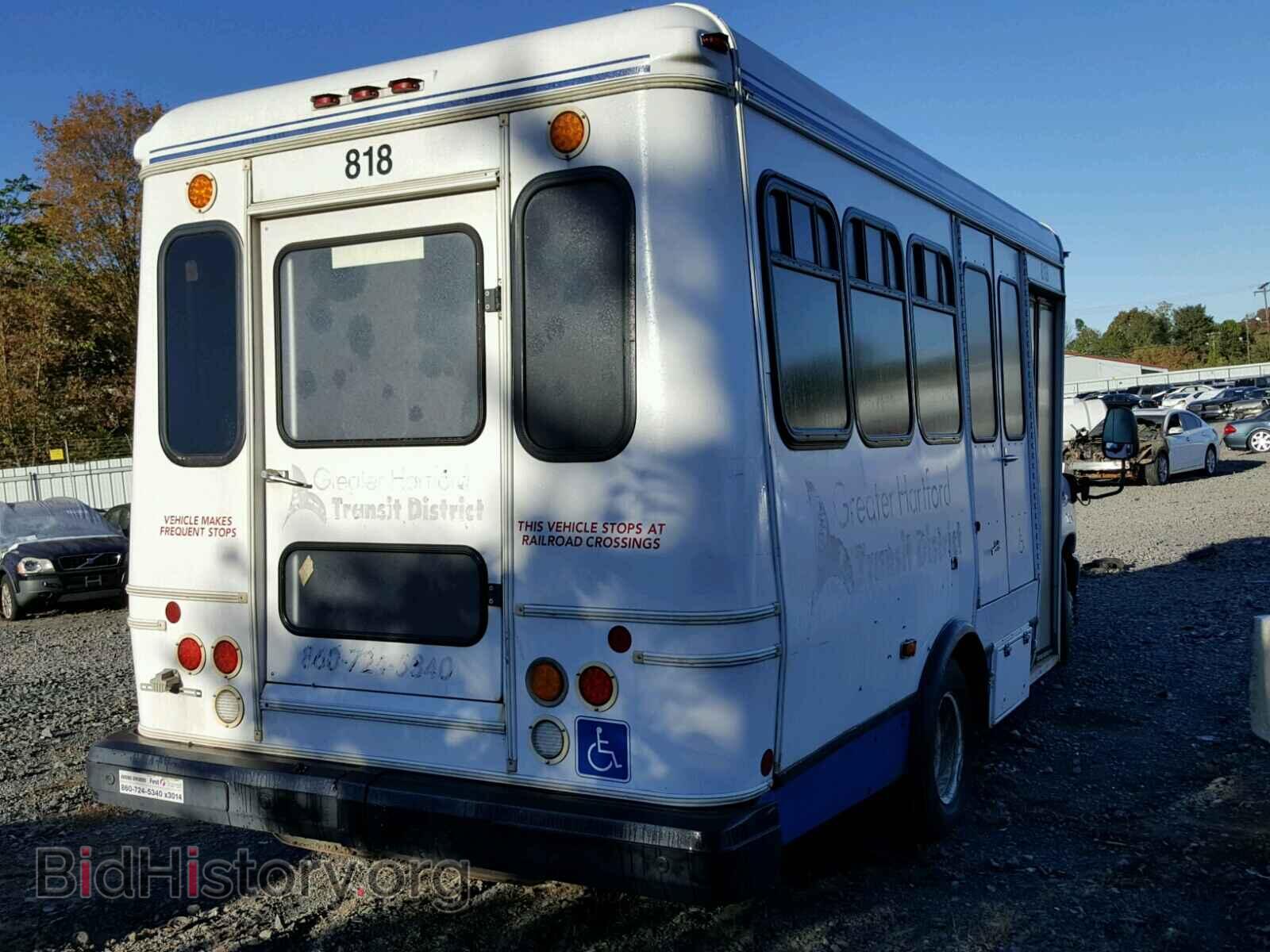 2010 FORD ECONOLINE - VIN: 1FDWE3FP8ADA34629 - Photo 4