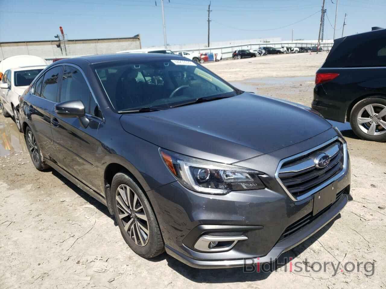 Photo 4S3BNAH65J3027851 - SUBARU LEGACY 2018