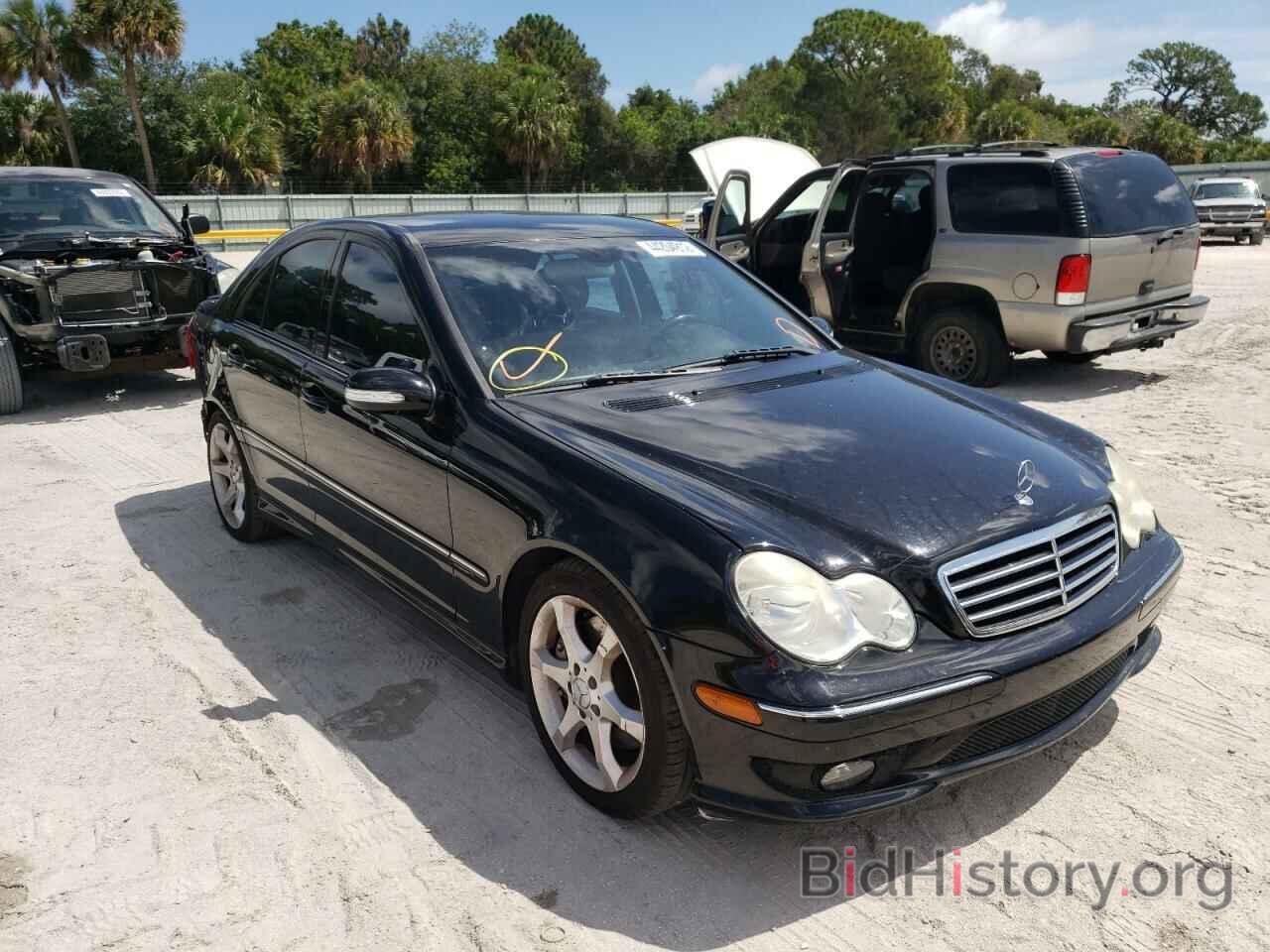 Photo WDBRF52H67F931405 - MERCEDES-BENZ C-CLASS 2007