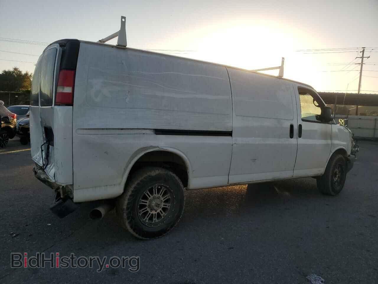 2011 GMC SAVANA - VIN: 1GTW7GCL5B1189746 - Фото 3