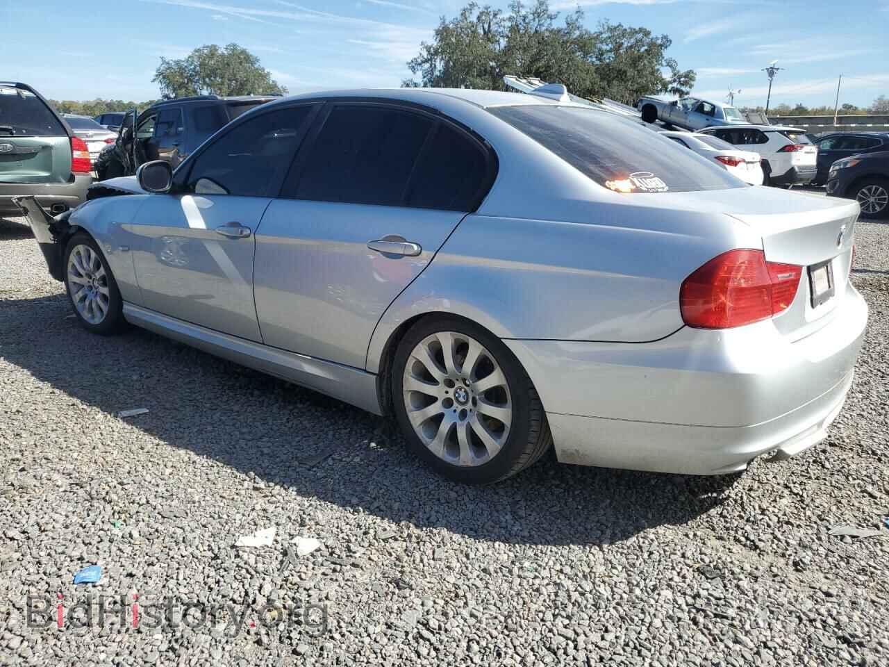 2011 BMW 3 SERIES - VIN: WBAPH7G52BNM59602 - Фото 2