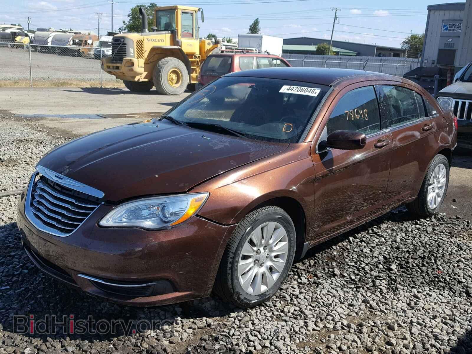 2013 CHRYSLER 200 - VIN: 1C3CCBAB6DN734560 - Фото 2