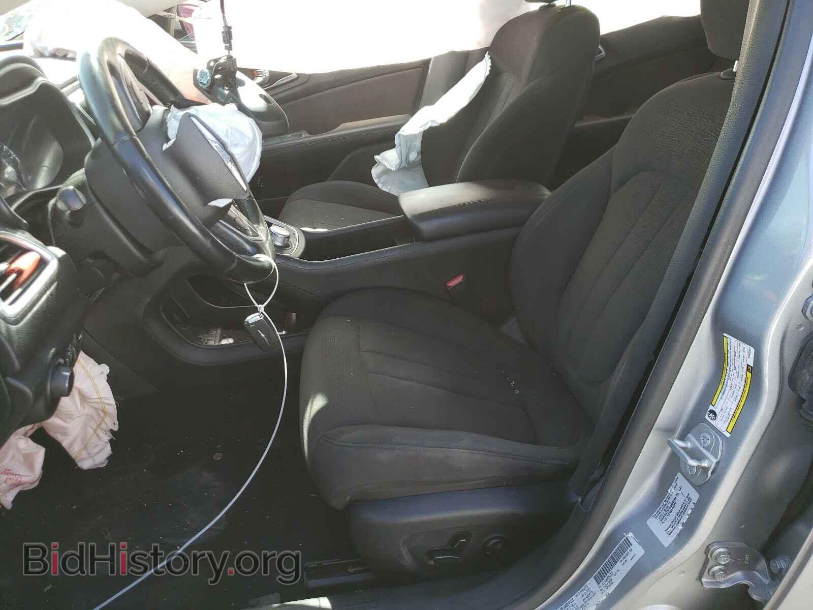 2015 CHRYSLER 200 - VIN: 1C3CCCABXFN622627 - Photo 5
