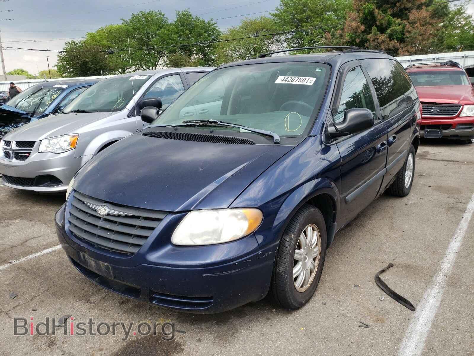 2006 CHRYSLER MINIVAN - VIN: 1A4GP45R96B608194 - Фото 2