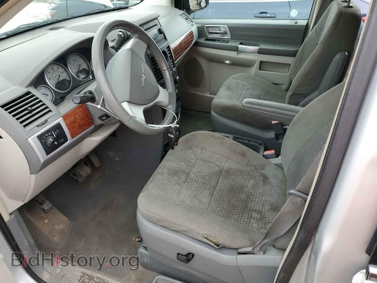 2008 CHRYSLER MINIVAN - VIN: 2A8HR54P98R829611 - Фото 7