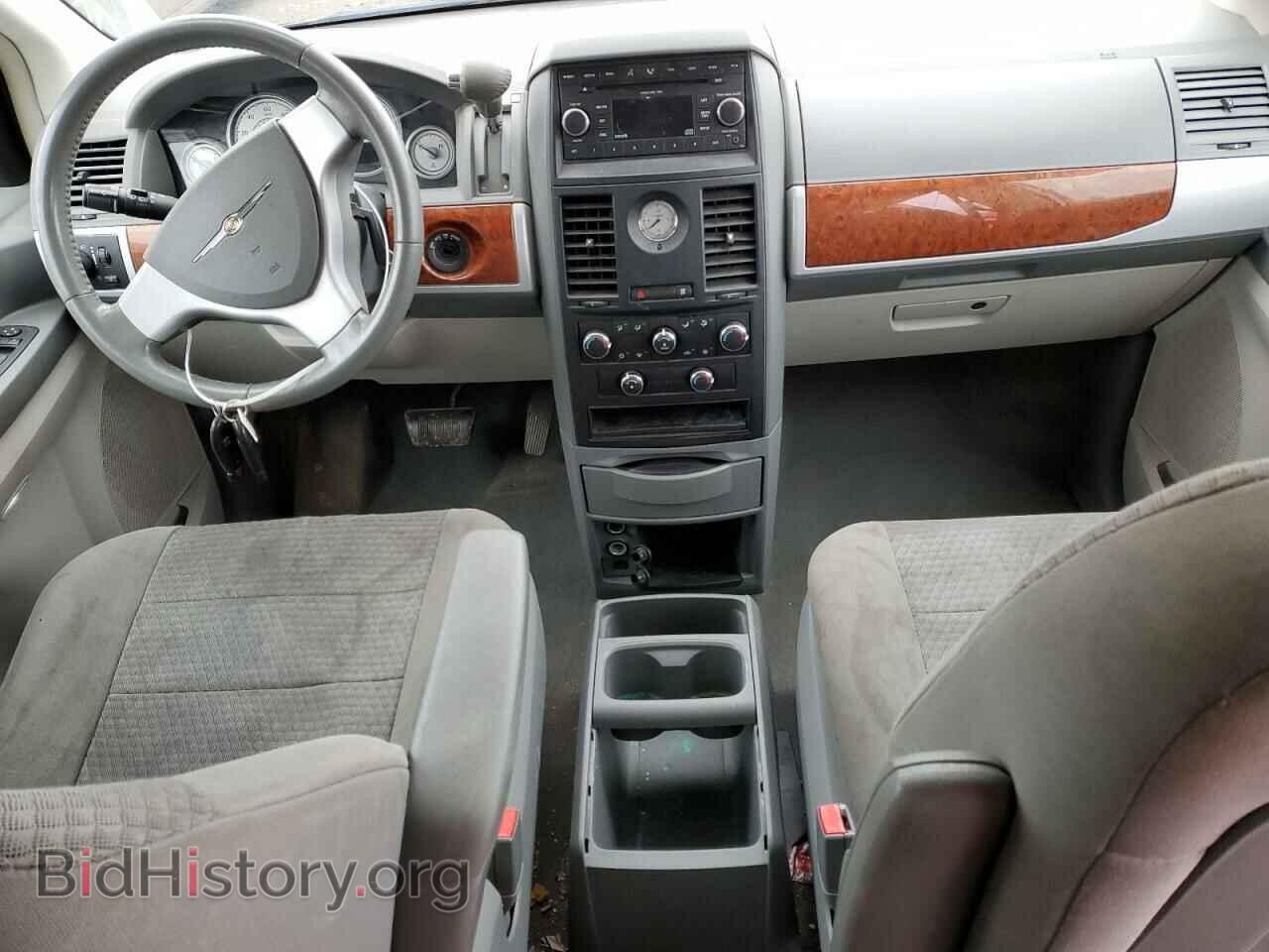 2008 CHRYSLER MINIVAN - VIN: 2A8HR54P98R829611 - Фото 8