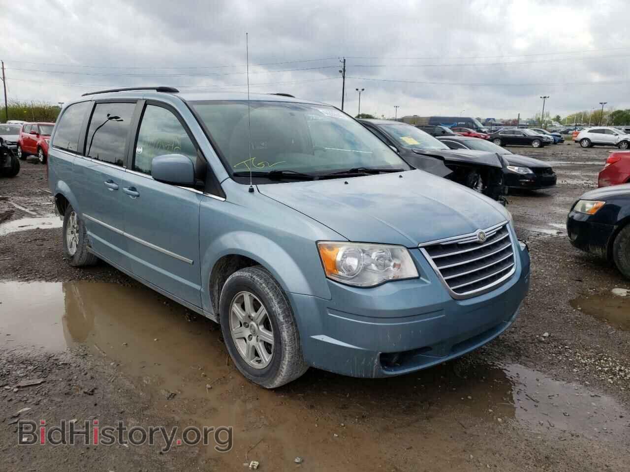 Photo 2A4RR5D17AR347856 - CHRYSLER MINIVAN 2010
