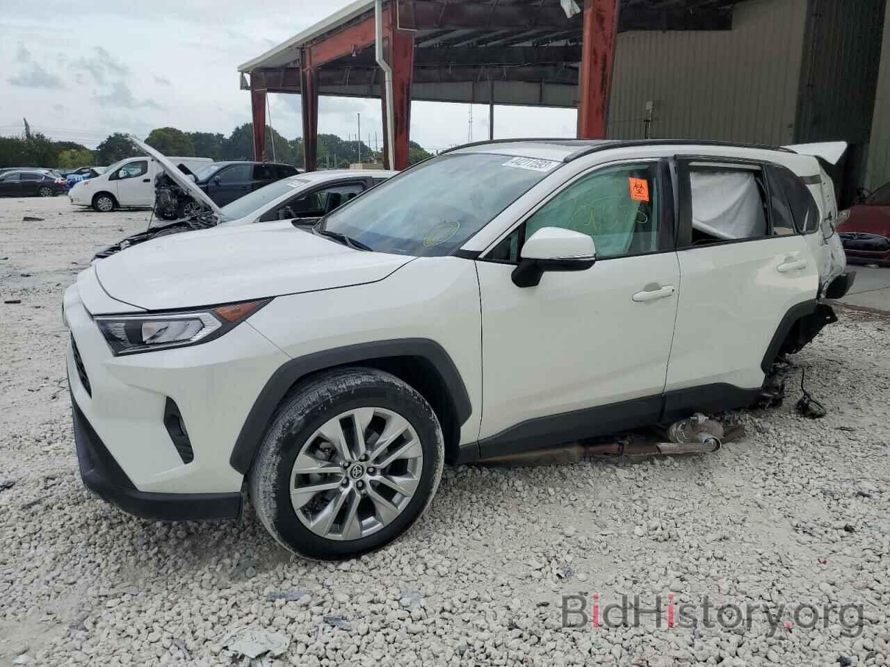 Фотография 2T3C1RFV4MW166900 - TOYOTA RAV4 2021