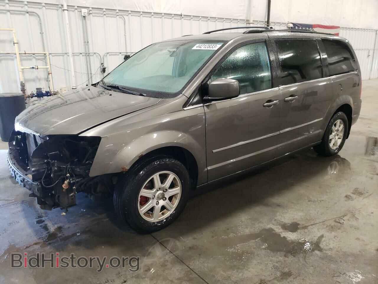 Photo 2A4RR5D17AR298741 - CHRYSLER MINIVAN 2010