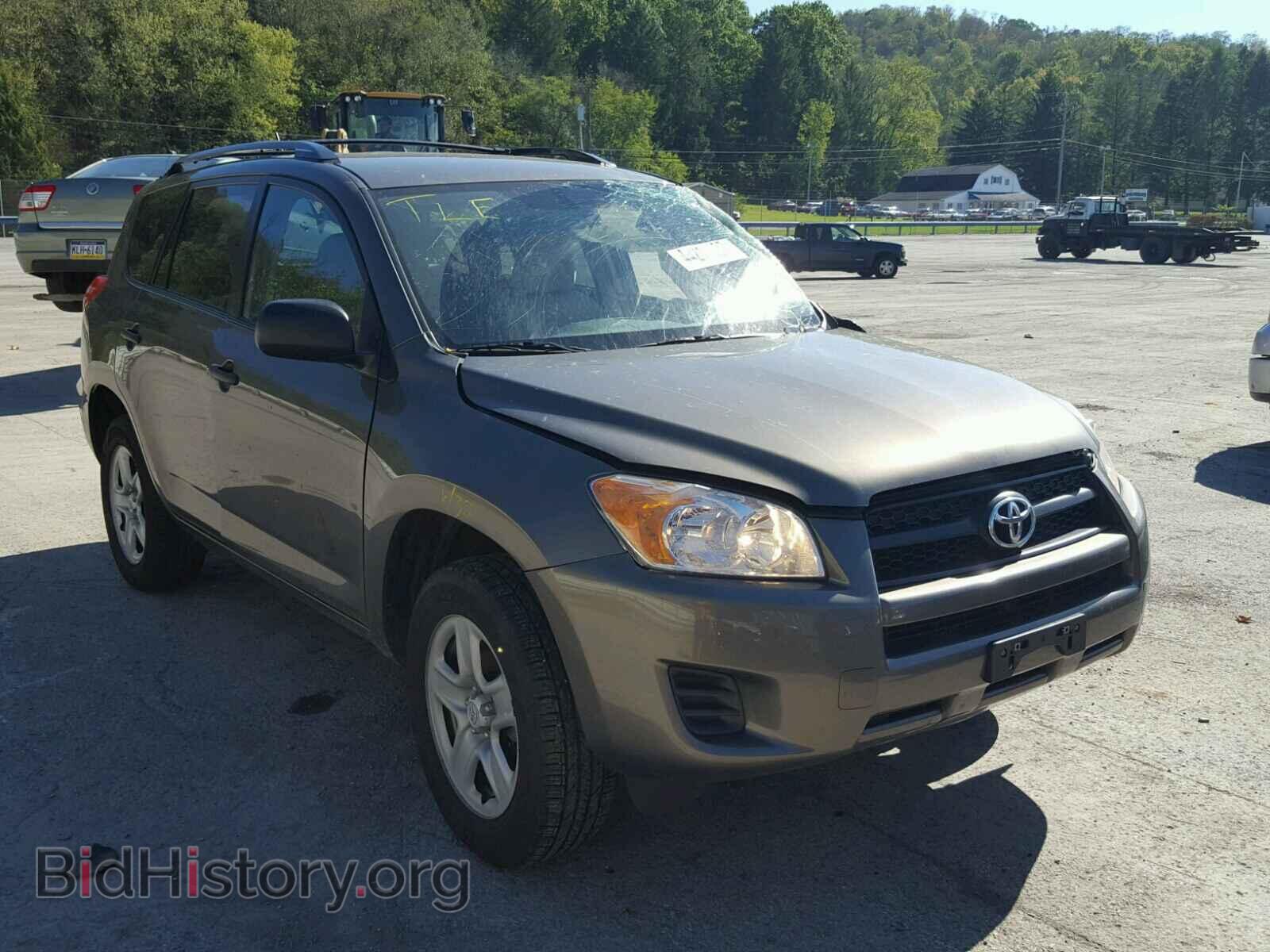 Photo 2T3BF4DV6BW089785 - TOYOTA RAV4 2011