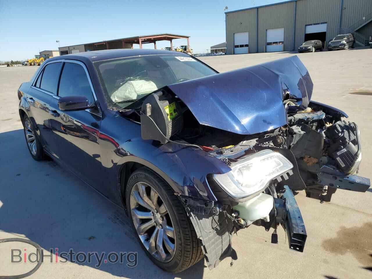 2017 CHRYSLER 300 - VIN: 2C3CCAEG1HH586557 - Фото 4