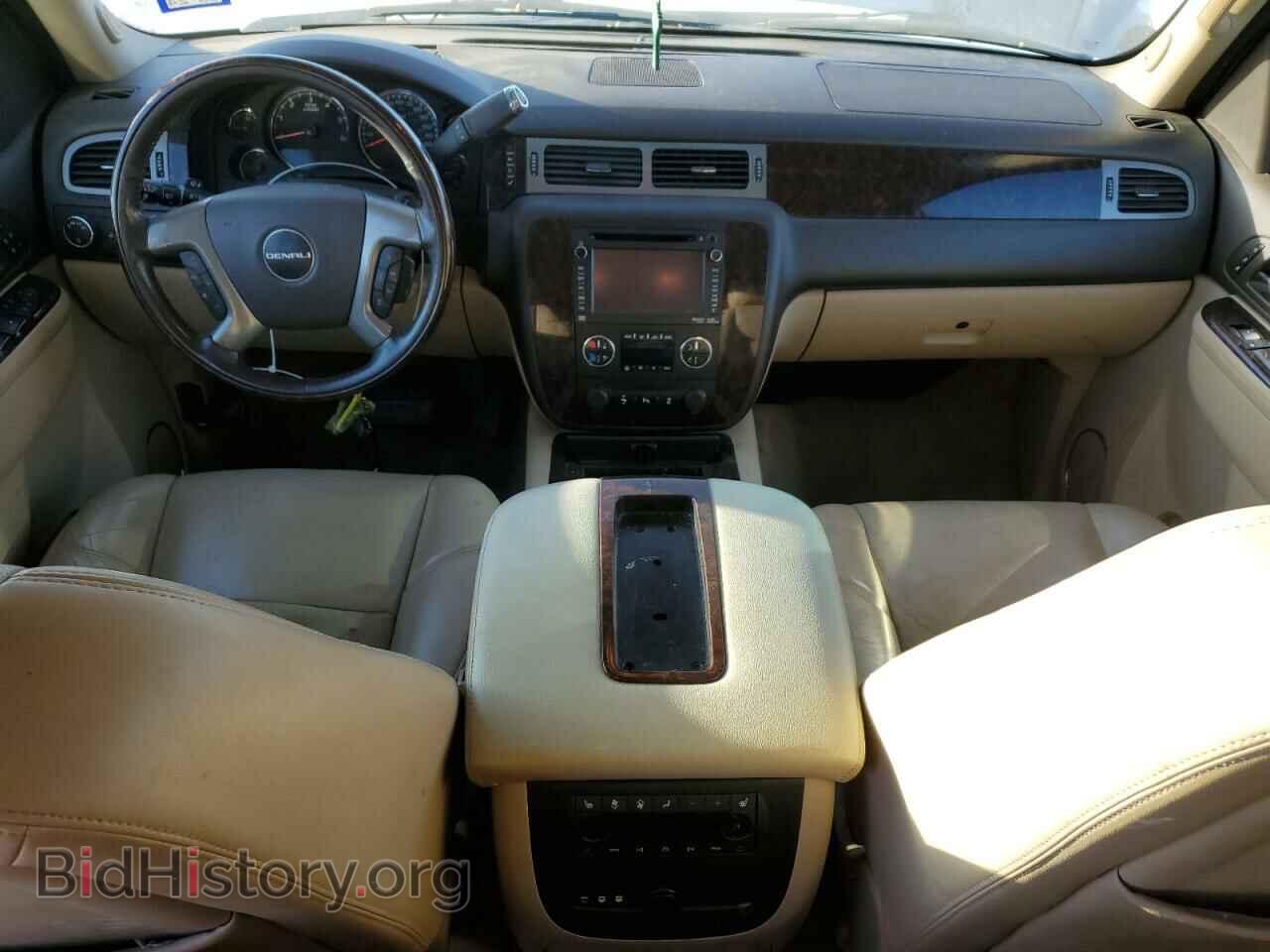 2013 GMC YUKON - VIN: 1GKS2EEF5DR278041 - Photo 8