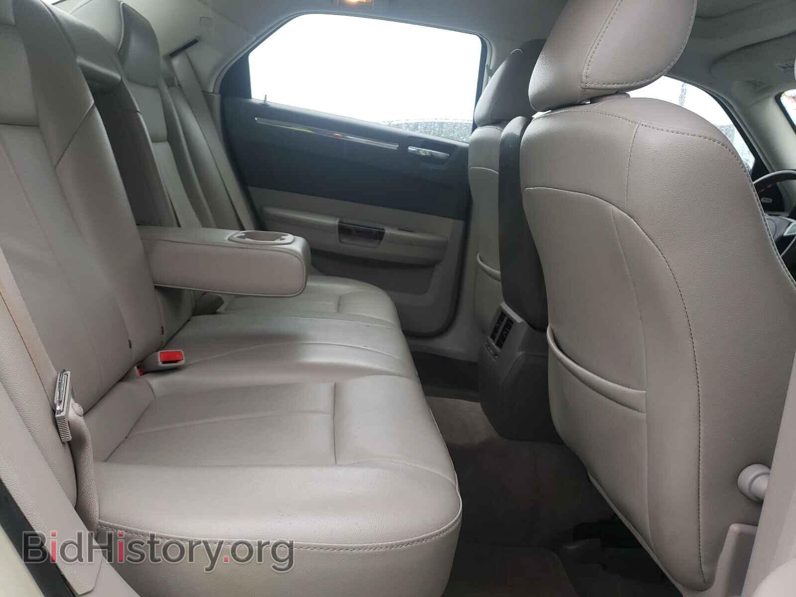 2010 CHRYSLER 300 - VIN: 2C3CA3CVXAH140240 - Фото 6