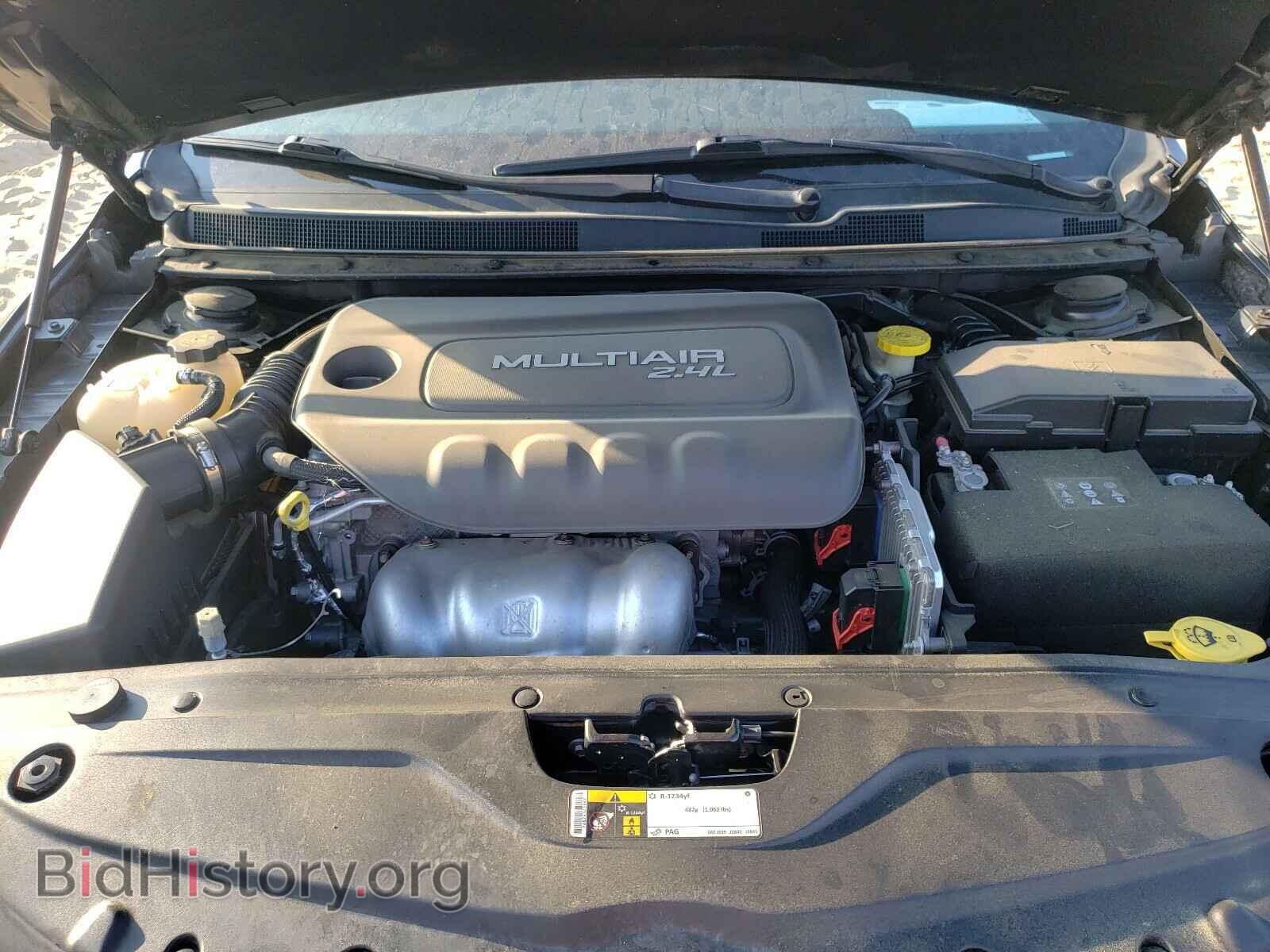 2016 CHRYSLER 200 - VIN: 1C3CCCAB5GN101820 - Фото 7