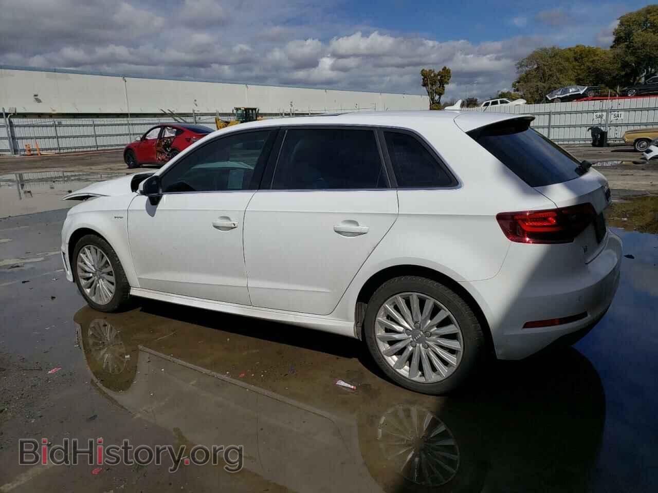 2016 AUDI A3 - VIN: WAUTPBFF8GA110344 - Фото 2