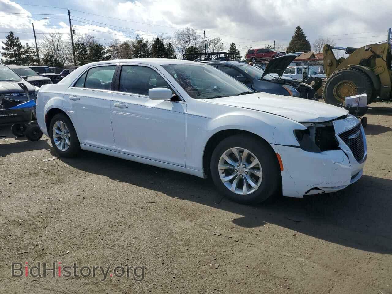 2015 CHRYSLER 300 - VIN: 2C3CCAAG5FH755241 - Фото 4