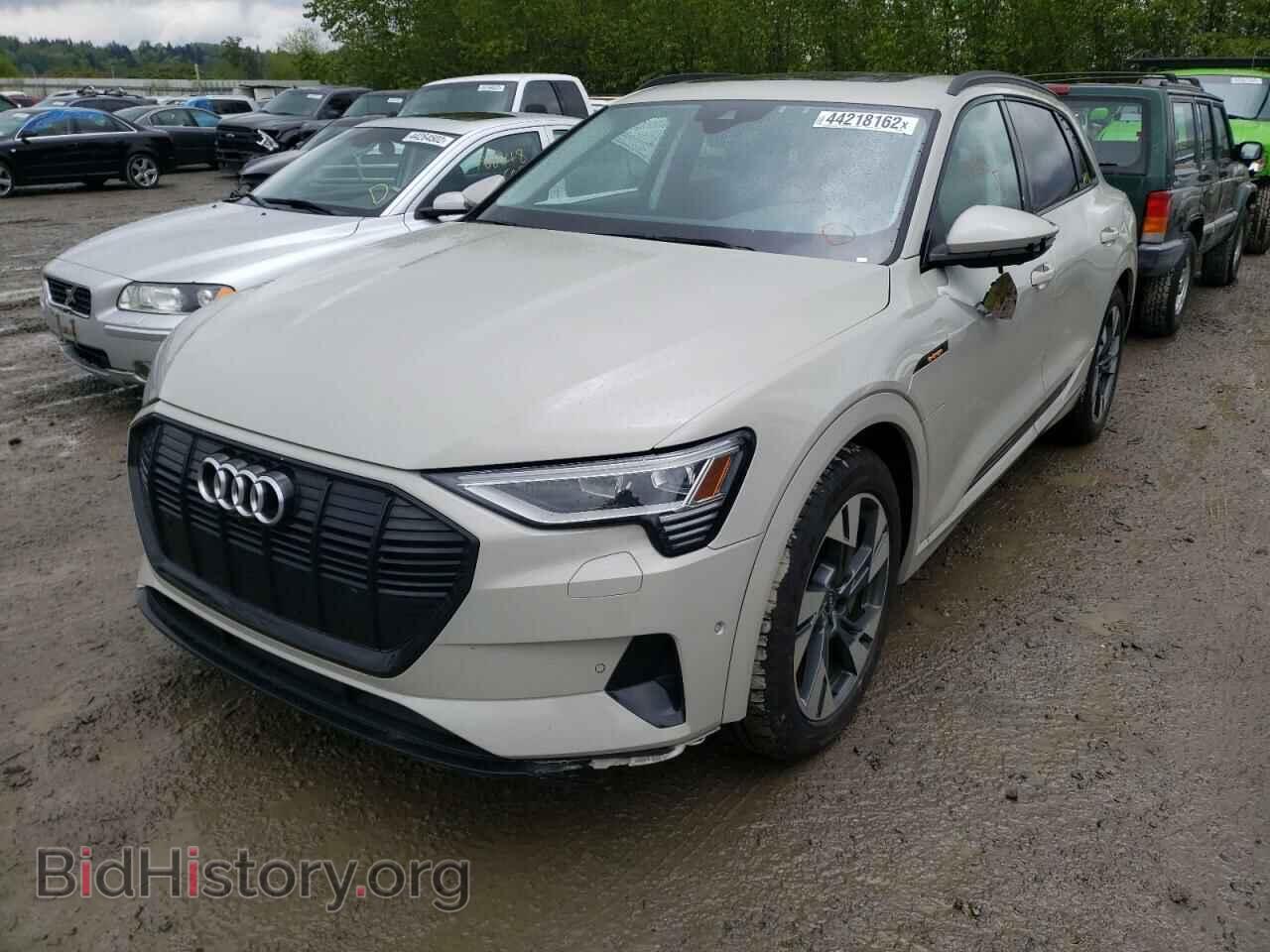 2021 AUDI E-TRON - VIN: WA1AAAGE3MB014004 - Photo 2