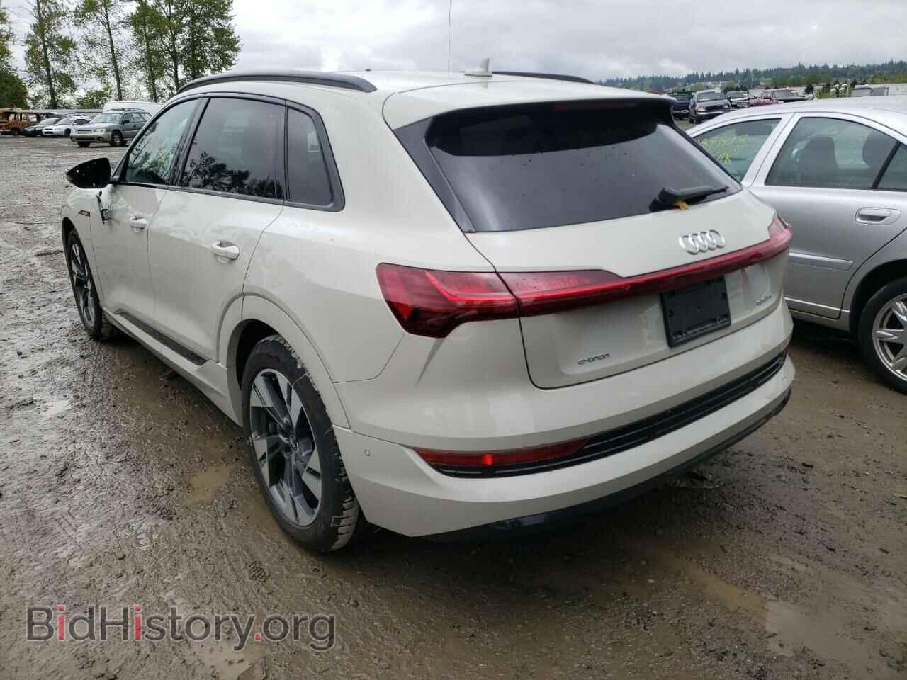 2021 AUDI E-TRON - VIN: WA1AAAGE3MB014004 - Photo 3