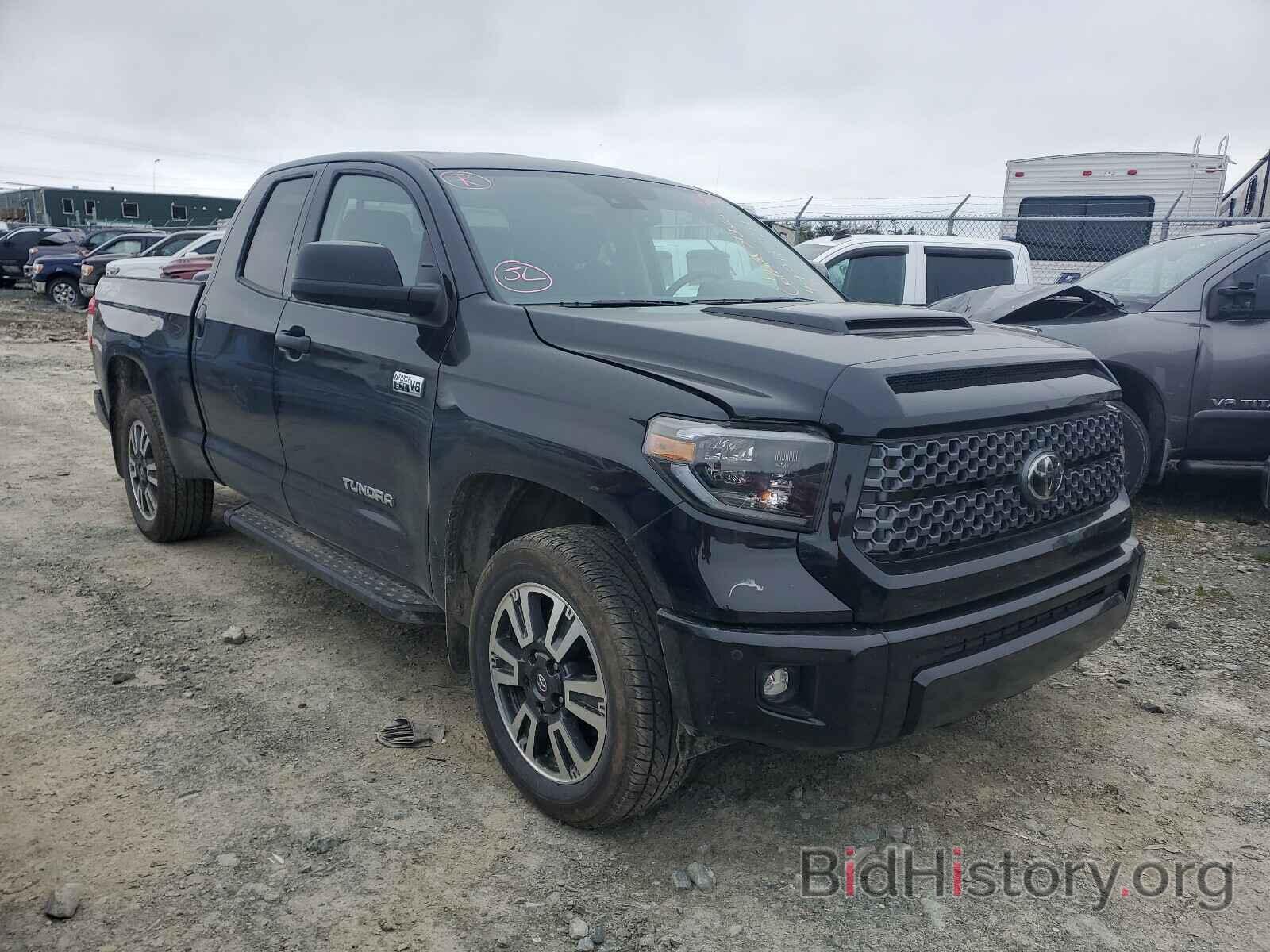 Photo 5TFUY5F10LX943895 - TOYOTA TUNDRA 2020